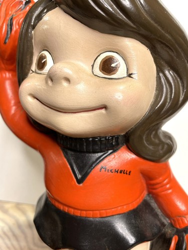 Lot of 2 Vintage 1970's Ceramic By Darlene Bowler Cheerleader Collector Statue - Picture 7 of 9