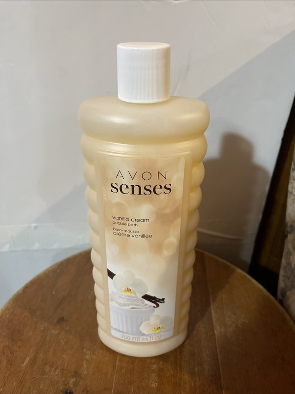 New AVON Bubble Bath - Vanilla cream - 24 oz