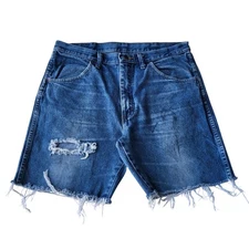 Rustler Shorts Men's Size 32 Cut Off Blue Bermuda Distressed Jean Denim Tag 34