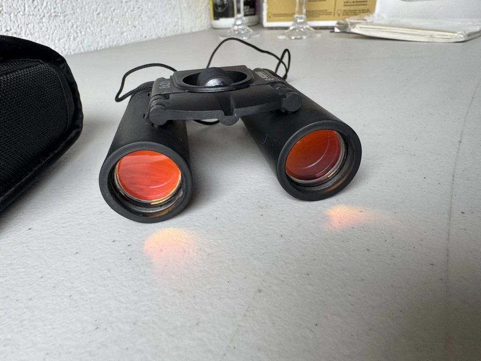 KONUS 8x21 Compact Folding Binoculars with Case – Black – Good Condition - Image 3 of 4