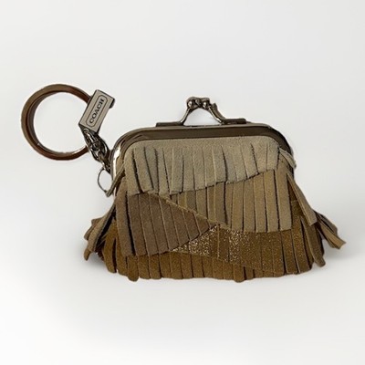 小物 COACH Kisslock Coin Purse Sequin Coach Kisslock Coin Purse/Bag Charm Suede/Metallic Leather Fringe