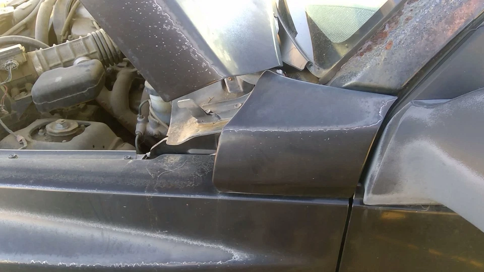 Geo Tracker Driver 1996 moldura superior izquierda de guardabarros OEM moldura negra Foto 3 de 4