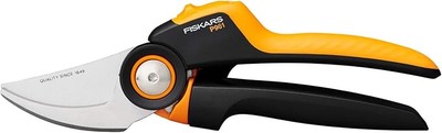 Fiskars Bypass-Gartenschere L, X-series PowerGear, P961, Mit Rollgriff
