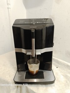 Kaffeevollautomat SIEMENS EQ3. S100