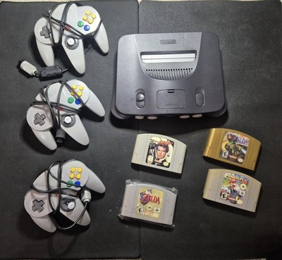 Nintendo 64 Set NTSC (US-Import)   Inkl. 4 Top-Spielen 