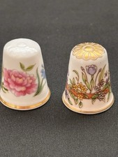 2 Vintage 1980’s Spode Bone China Collectors Thimbles Flowers