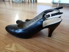 Vintage FERRAGAMO Women s Black Slingback Shoe 8.5 AA