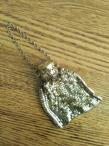 ANTIKE VINTAGE 30ER JAHRE GOLD METALL MESH FLAPPER GELDBÖRSE WHITING DAVIS - Bild 4 von 9