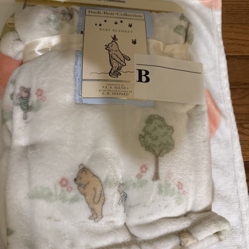 NWT! CLASSIC WINNIE THE POOH Bear Collection FLEECE BABY 30X40" Soft BLANKET - Picture 3 of 15