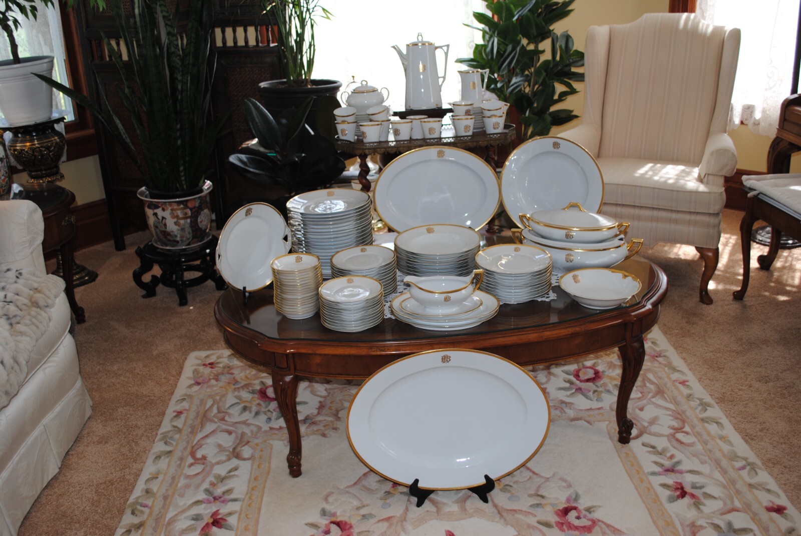 Classy Antique Furstenberg, Germany 127 Pc Dinnerware Set/ Beautiful *** SALE