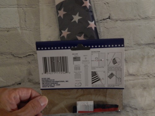 AMERICAN FLAG MOUNT KIT. FLAG: 30.25 x 16.25" - POLE: 30 in - Picture 6 of 6