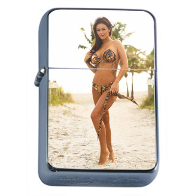 Fiji Pin Up Girls D2 Flip Top Oil Lighter Wind Resistant Flame 