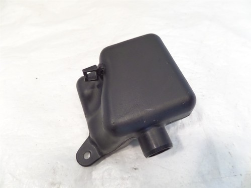 2008-2019 Kawasaki Concours 14 ABS ZG1400 OEM Right Air Intake Resonator Tank - Picture 4 of 6