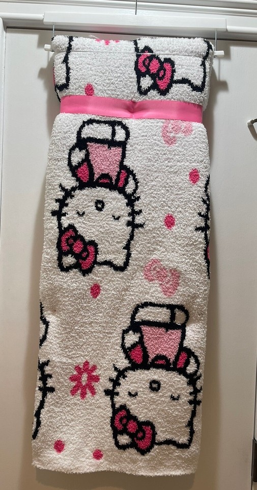 Hello Kitty Spring Reversible Throw Blanket Pink Flowers Super Soft ...