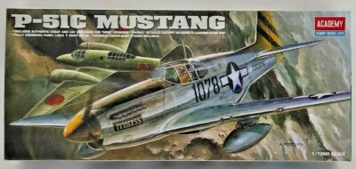 P-51C Mustang Academy No. 1616 Maßstab 1:72 Scale 1/72
