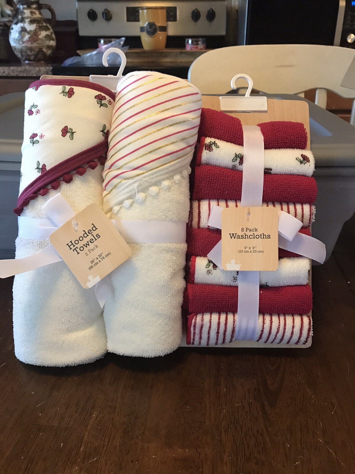 2-Modern Baby Hooded Towels And 8-Washcloths NEW Baby Shower Gift Girly