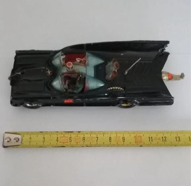 Corgi Batmobile Avec Batman Et Robin 1:46 En Métal - RT26701 - Photo 2/4