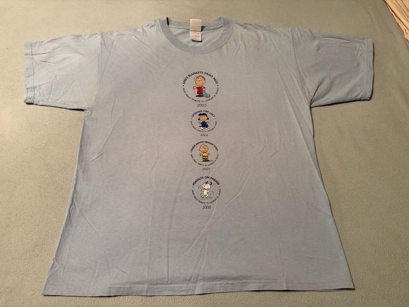 Vintage 2003 Linus Blankets Saint Paul Light Blue XL T-Shirt Lucy Snoopy C Brown