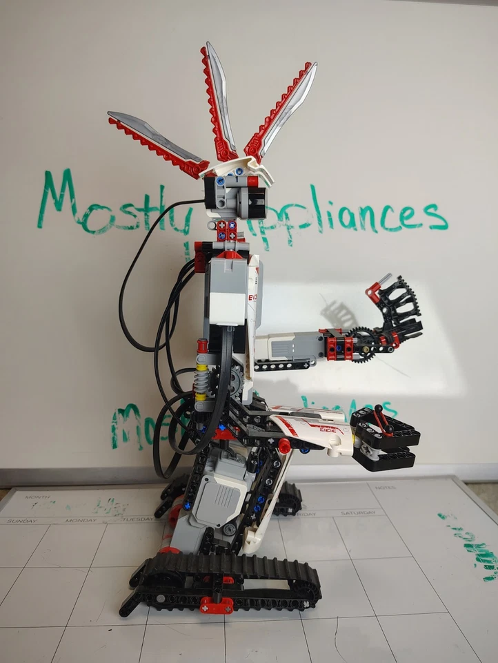 LEGO Mindstorms EV3 31313 Robot - Used - Mostly Complete - No Remote - Image 2 of 4