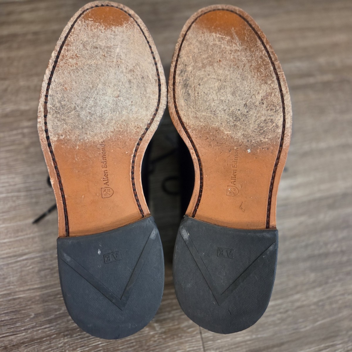 ALLEN EDMONDS Men’s Wilbert Comfort Shoe in Black Leather Size 10 B Style 1931 Allen Edmonds Wilbert Comfort Shoe Men main image 2