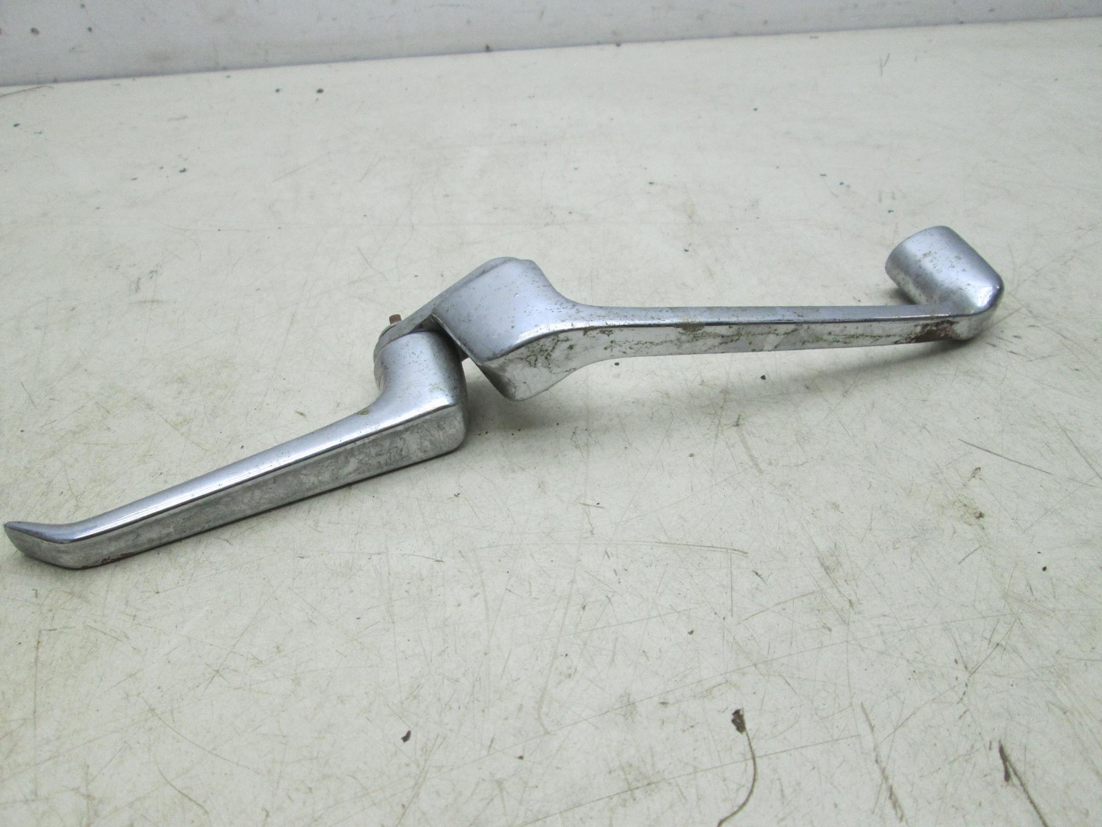 Rolls Royce Silver Shadow T1 right front inner door handle (USED)