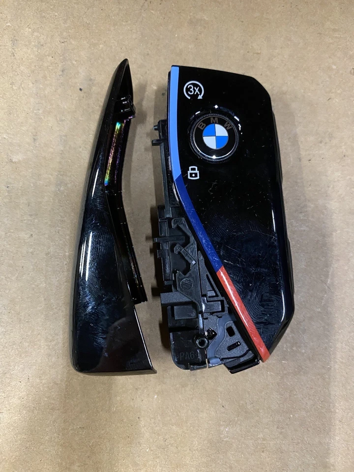 GENUINE 2022 BMW M SPORT SMART KEYLESS REMOTE KEY FOB IYZBK1 OEM 5A55D19-04 - Image 2 of 4