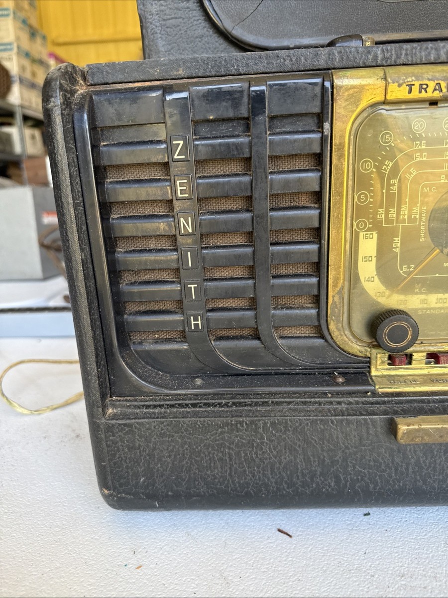 Vintage 1949-51 Zenith Trans-Oceanic Model G-500 Radio Powers On