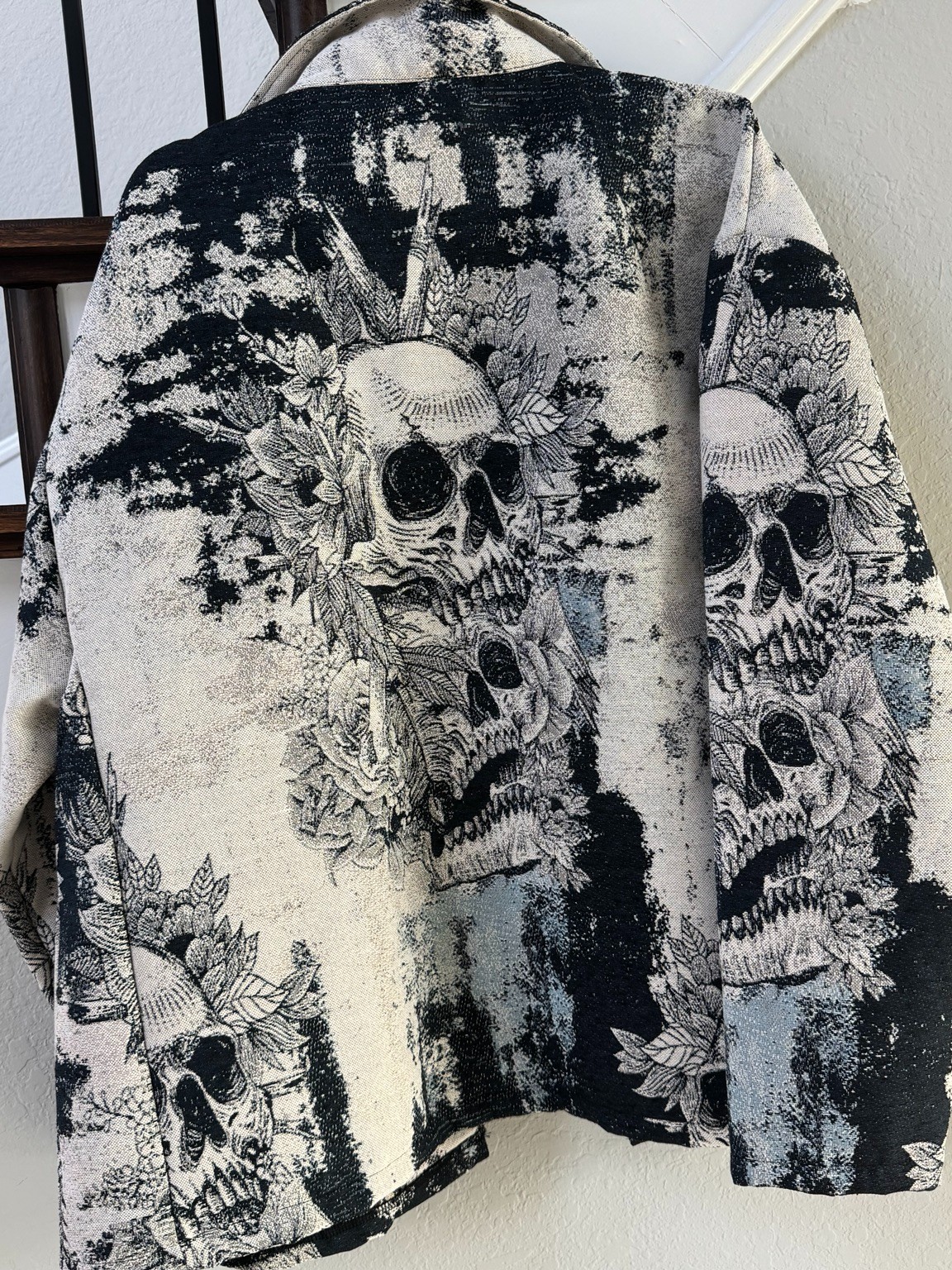 Rebel Vengeance XXL Skull Floral Tapestry Button Front Jacket Black Cream NWOT - second product detail image