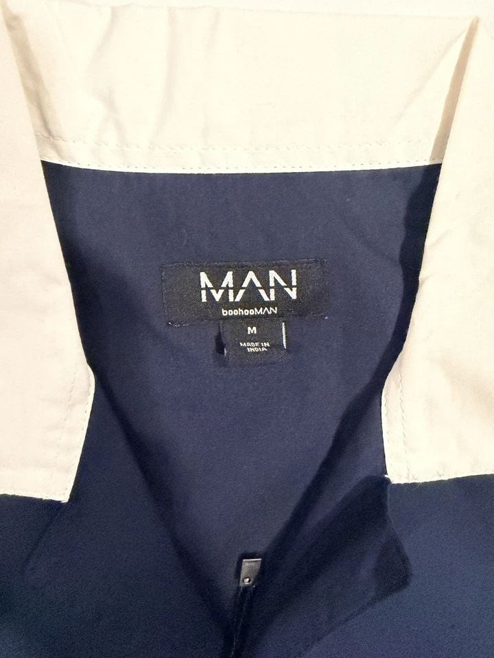 BoohooMAN официальный 2013 укороченный Монте-Карло рубашка M темно-синий белый воротник футболка - Изображение 3 из 3