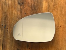 Retroviseur gauche (ou coque) Mercedes 206
