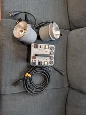 Dynalite Power Pack And Strobes