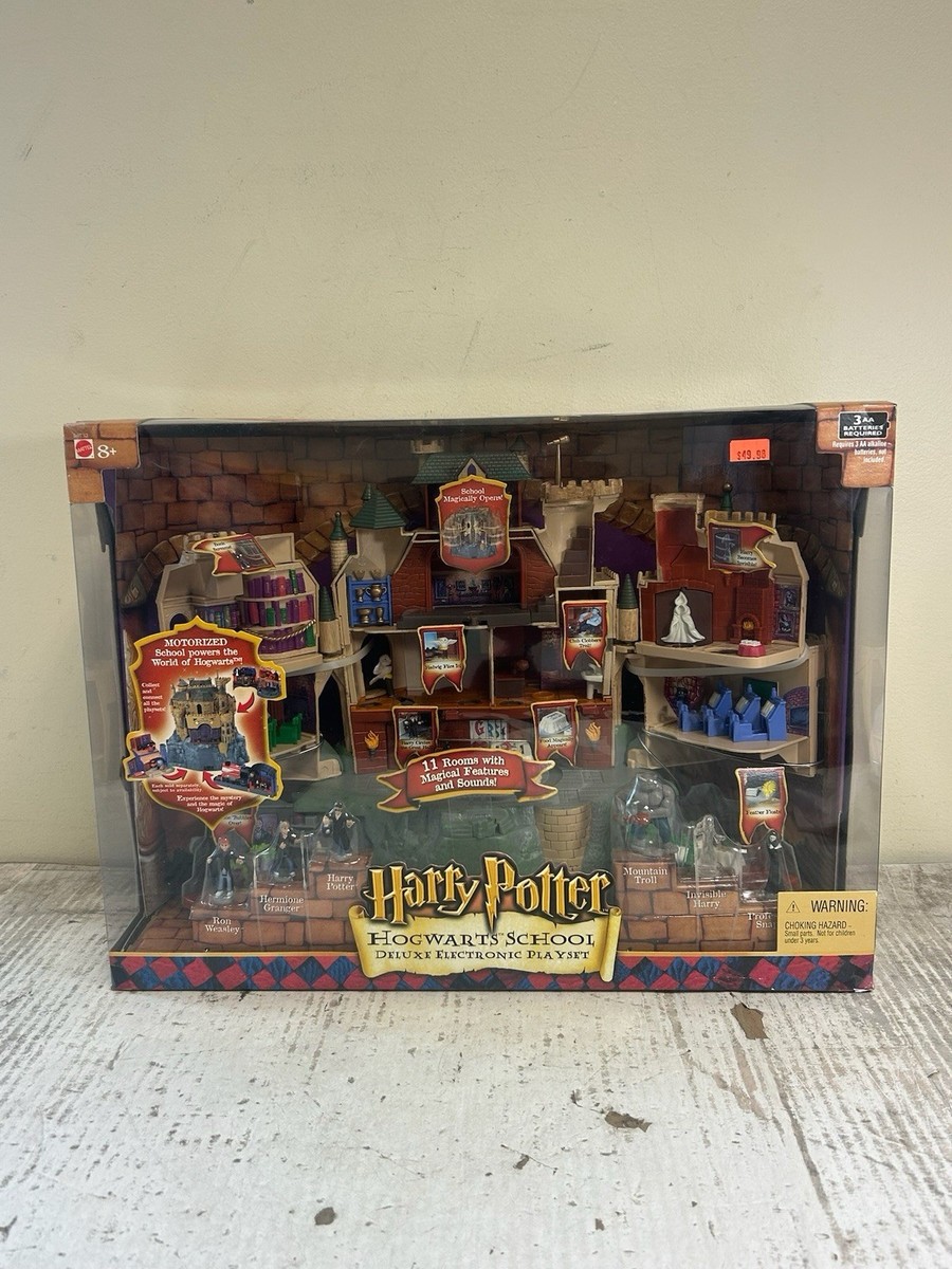 Hogwarts School Deluxe Electronic Playset Harry Potter Mattel 2001