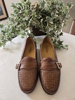 Brand New Cole Haan Men display picture 1