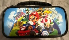 Mariokart Nintendo Switch Case. Excellent Condition. Fast Shipping.