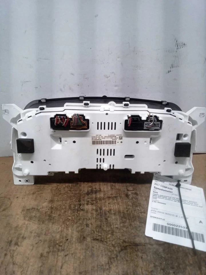 Speedometer Classic Style Vertical Rear Door Handle Fits 15-17 COMPASS 471810 - Imagem 2 de 4