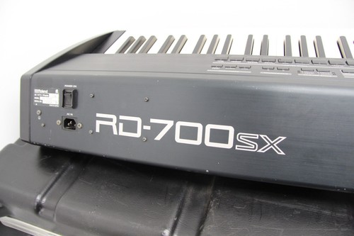 Roland RD-700SX 88 Weighted Electric Stage Piano Hammer Keyboard With Case - Picture 9 of 14