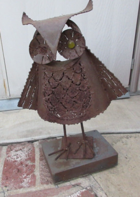 Vtg Jack Hanson hand-forged Mid Century Heavy Sculpture Metal Owl Glass Eye