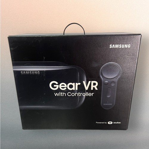 Samsung Gear VR Powered By Oculus Virtual Headset W/Controller SM-R324 - Picture 13 of 17