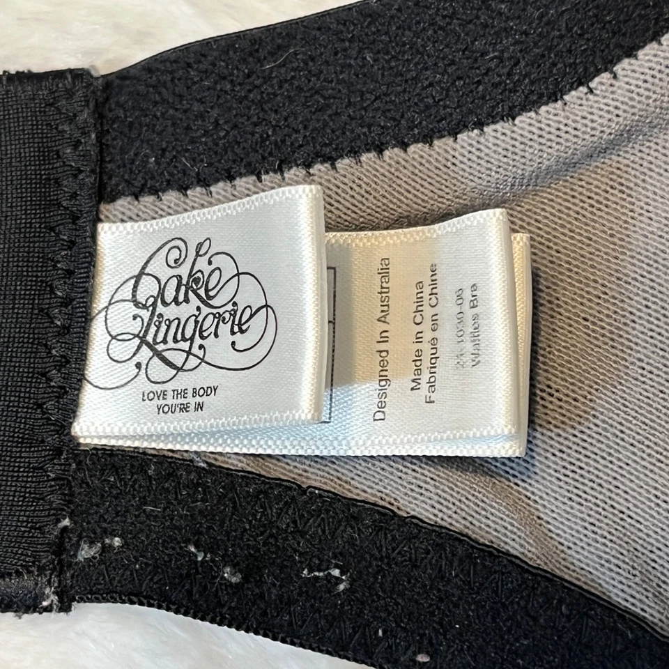 Lencería para pasteles 30J 30GG gofres lactancia sujetador camiseta moldeada negra Foto 2 de 4