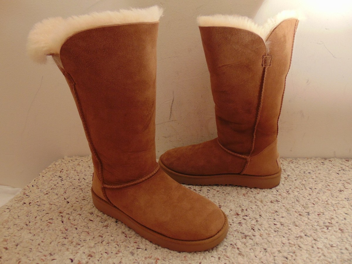UGG Australia 1016420 Classic Cuff Suede Tall Sheepskin Boot size