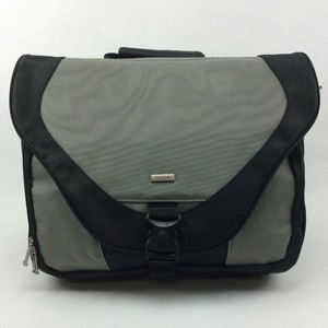 solo messenger bag