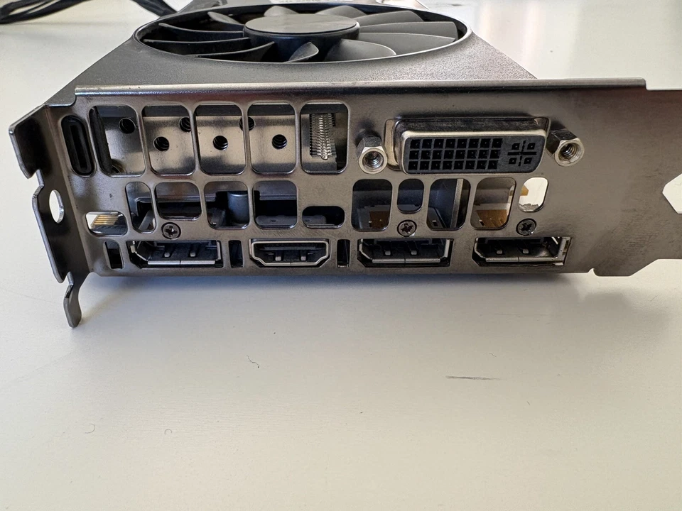 SCHEDA VIDEO NVIDIA GEFORCE EVGA GTX 980 4GB GDDR5 - MAC OSX MaviCard Bootscreen - Immagine 4 di 4