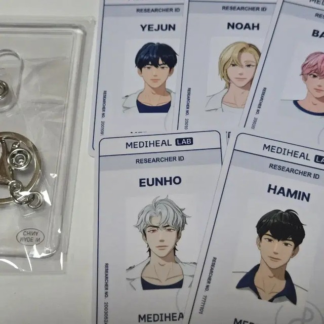 PlayVibe Mediheal Staff ID & Badge Case Set 30,000 Won