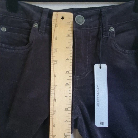 KUT From The Kloth Women’s Diana Skinny Corduroy Pants Sz 2 Velvet Fall Winter - Image 3 of 4