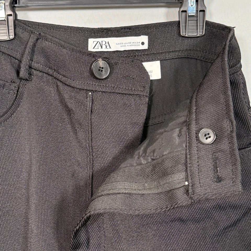 Pantalones informales ZARA para mujer cintura alta pierna ancha XS negros textura acanalada 26x27" Sam Foto 4 de 4