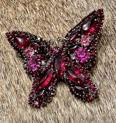 1960’s Ruby & Pink Rhinestone Butterfly Brooch Stamped By Albert Weiss Vintage - Picture 8 of 16