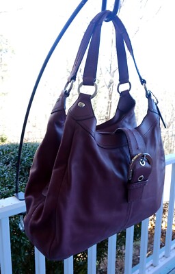 COACH F17092 MEDIUM VINTAGE SOHO PURPLE TRIPLE COMPARTMENT LEATHER