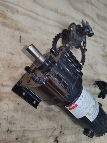 Dayton 4Z128B DC Gearmotor =New Old Stock= - Picture 3 of 3