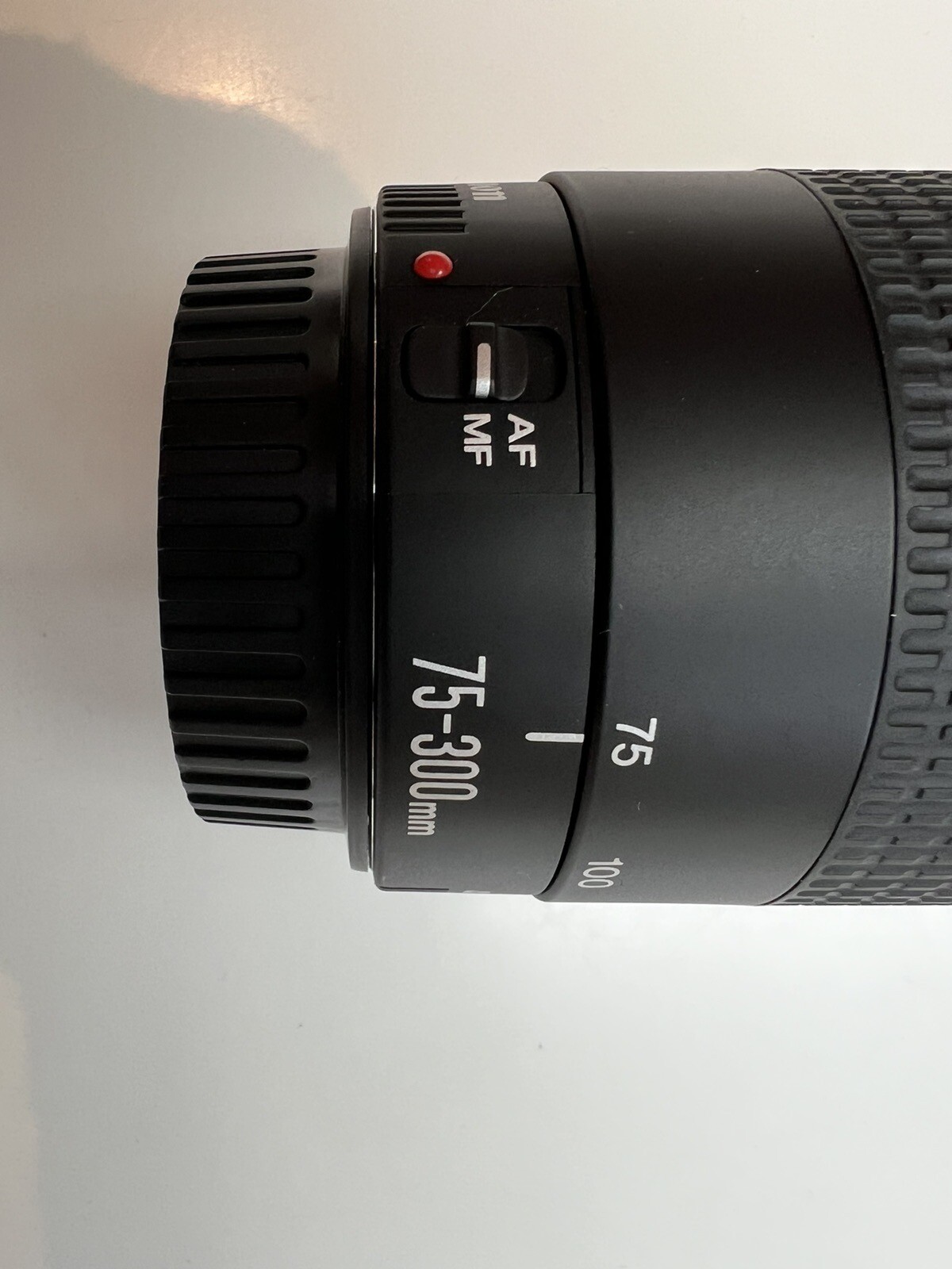 Canon 75300mm f/45.6 III Zoom Lens, with Caps Canon EF (EOS) Mount