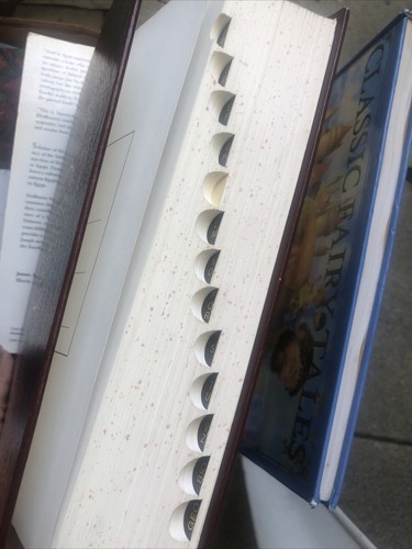Merriam Webster’s Collegiate Dictionary Tenth Edition Hardcover Free Shipping - Picture 3 of 3
